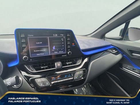Used 2021 Toyota C-HR XLE FWD image 19
