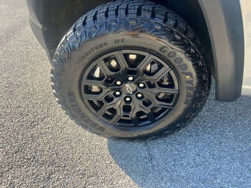 Used 2023 Chevrolet Colorado Trail Boss w/ Advanced Trailering Package image 26