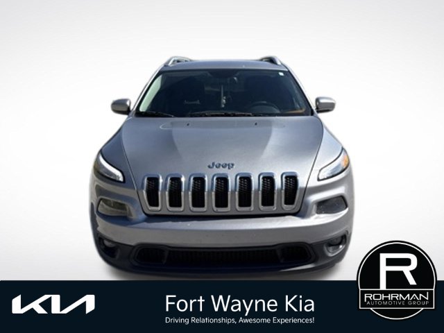 Used 2015 Jeep Cherokee Latitude w/ Comfort/Convenience Group AWD/4WD image 10