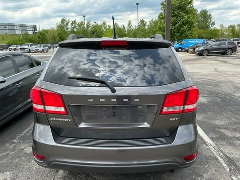 Used 2016 Dodge Journey SXT w/ Comfort/Convenience Group FWD image 6
