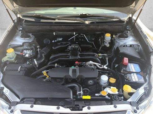 Used 2014 Subaru Outback 2.5i Limited AWD/4WD image 22