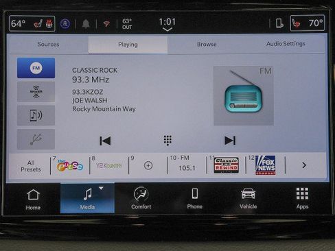 Used 2026 Chrysler Pacifica Select FWD image 14