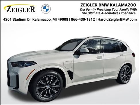 New 2026 BMW X5 xDrive50e w/ M Sport Package image 1