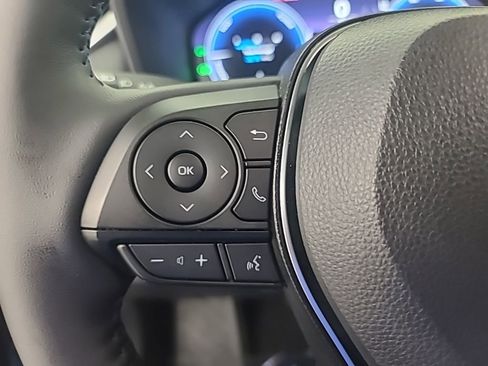 Used 2025 Toyota RAV4 XSE w/ Advanced Technology Package AWD/4WD image 30