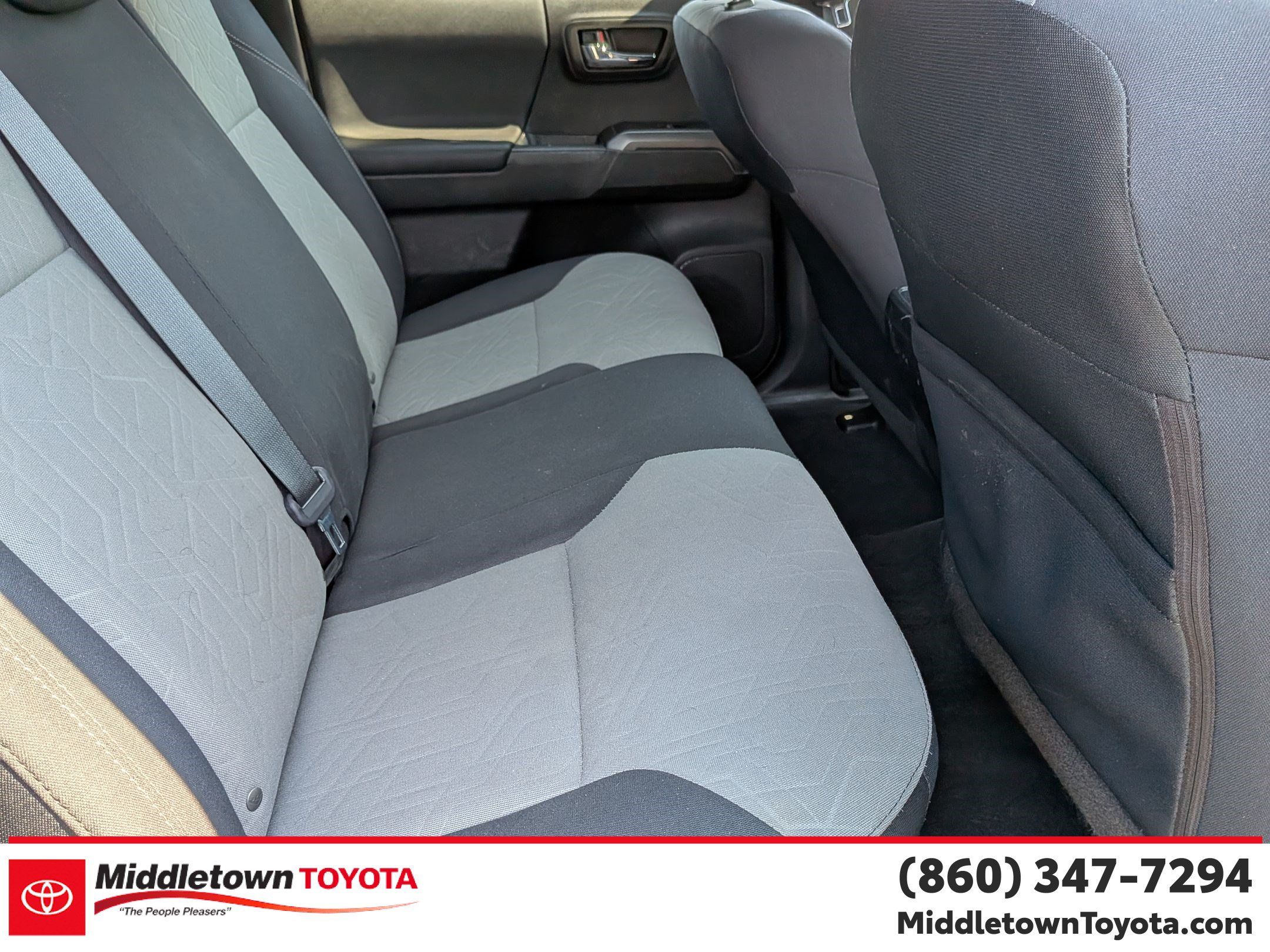 Used 2021 Toyota Tacoma TRD Sport w/ Technology Package AWD/4WD image 32