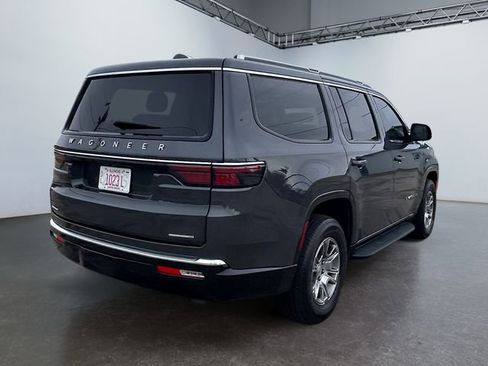 Used 2022 Jeep Wagoneer Series I image 5