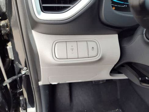 New 2026 Hyundai Venue SEL image 15