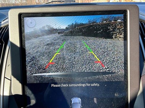 Used 2021 Ford Edge SEL image 17