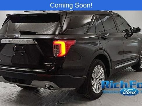 Certified 2023 Ford Explorer Limited w/ Equipment Group 301A image 3