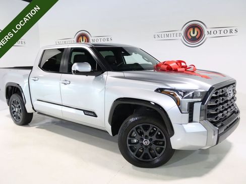 Used 2024 Toyota Tundra Platinum AWD/4WD image 1