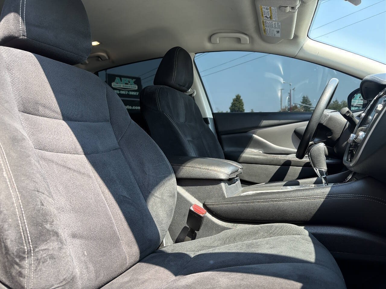 Used 2021 Nissan Murano SV AWD/4WD image 15