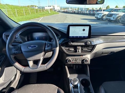 Used 2025 Ford Escape ST-Line Select AWD/4WD image 20