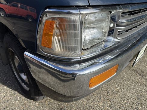 Used 1989 Toyota Pickup Deluxe image 45