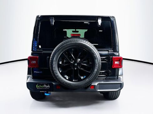 Used 2023 Jeep Wrangler Sahara w/ Cold Weather Group image 7