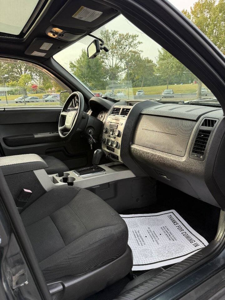 Used 2008 Ford Escape XLT AWD/4WD image 16