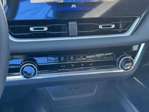 New 2026 Chevrolet Equinox LT image 15