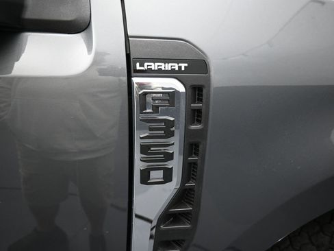 Used 2024 Ford F350 Lariat w/ FX4 Off-Road Package image 5