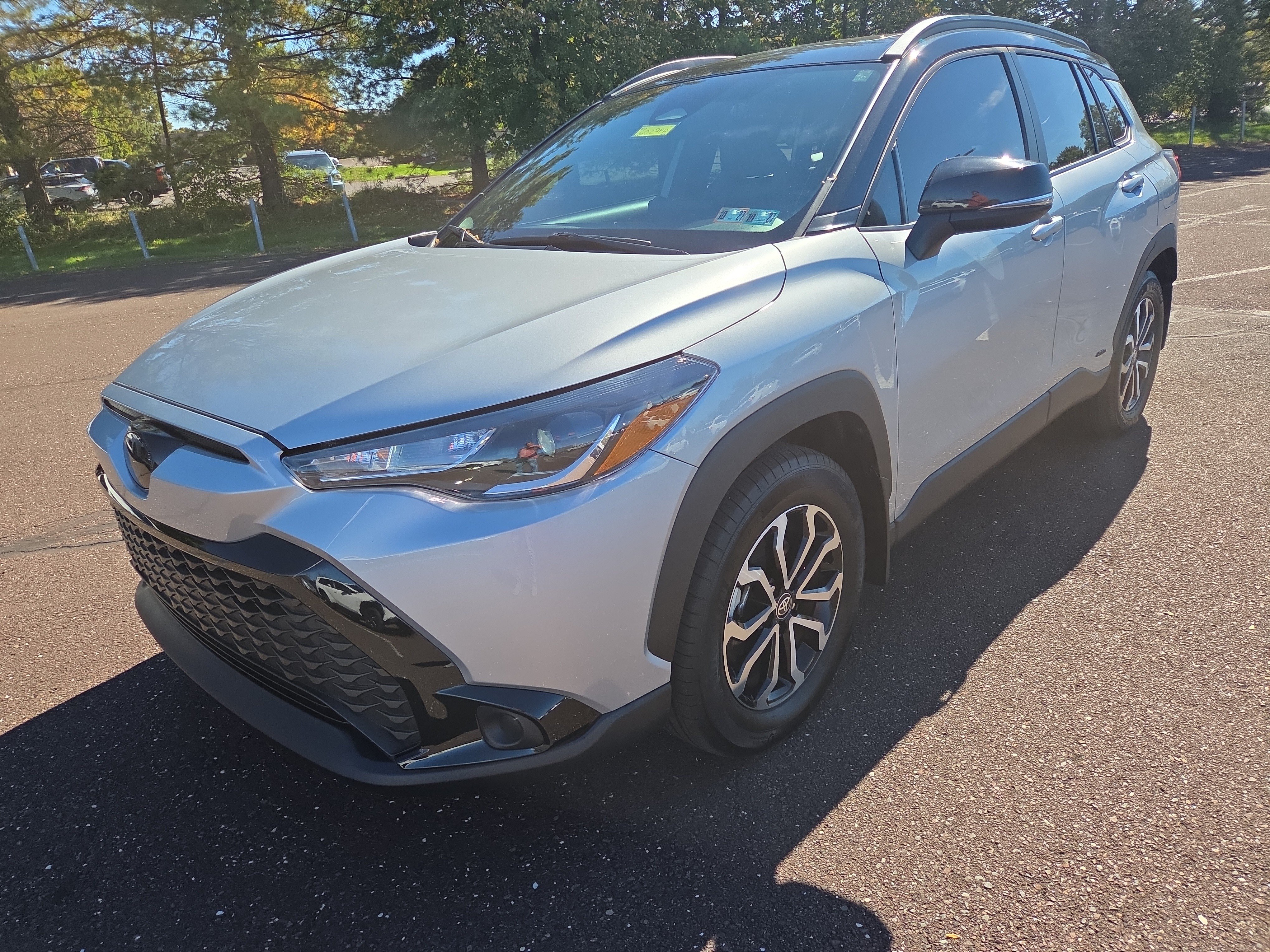 Certified 2023 Toyota Corolla Cross AWD Hybrid w/ Moonroof Package image 7