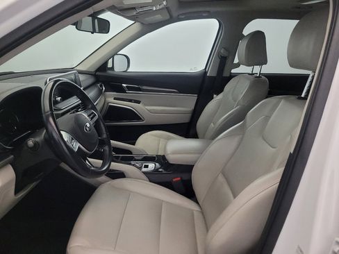 Used 2020 Kia Telluride S AWD/4WD image 17