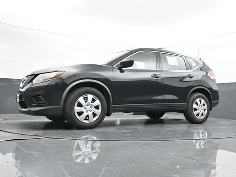 Used 2016 Nissan Rogue S AWD/4WD image 42