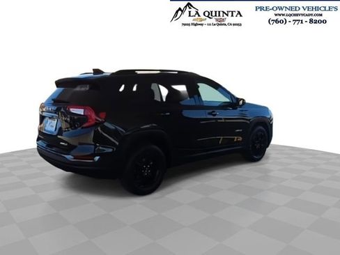 Used 2023 GMC Terrain AT4 image 8