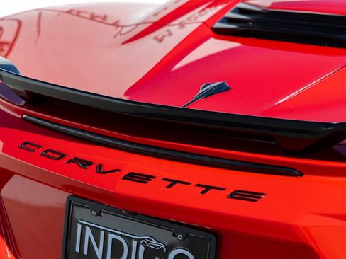 Used 2021 Chevrolet Corvette Stingray Preferred Conv w/ Z51 Performance Package RWD image 12