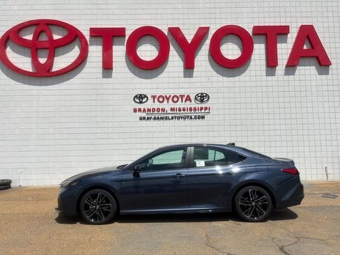 New 2026 Toyota Camry XSE FWD image 5