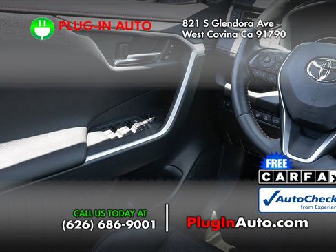 Used 2021 Toyota RAV4 XSE w/ Premium Package AWD/4WD image 16