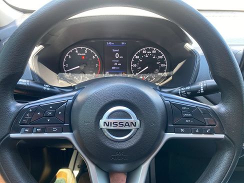 Used 2022 Nissan Altima 2.5 S FWD image 13
