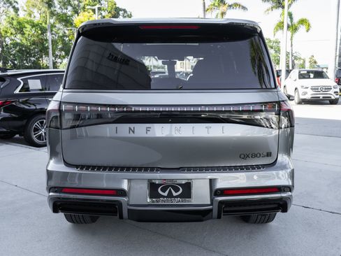 Certified 2026 INFINITI QX80 4WD w/ Sport Exterior Package image 23