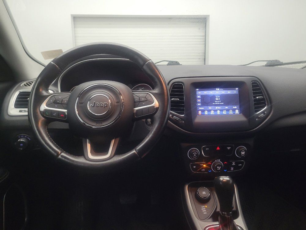 Used 2017 Jeep Compass Latitude w/ Popular Equipment Group AWD/4WD image 22