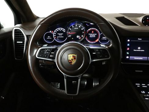Used 2022 Porsche Cayenne GTS image 17