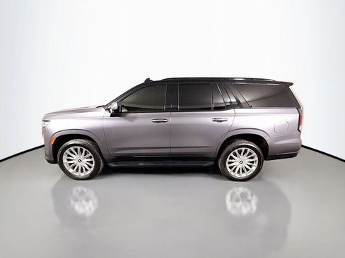 Used 2022 Cadillac Escalade Premium Luxury image 4