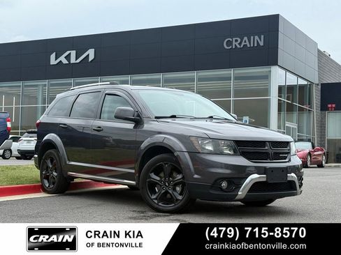 Used 2018 Dodge Journey Crossroad AWD/4WD image 1
