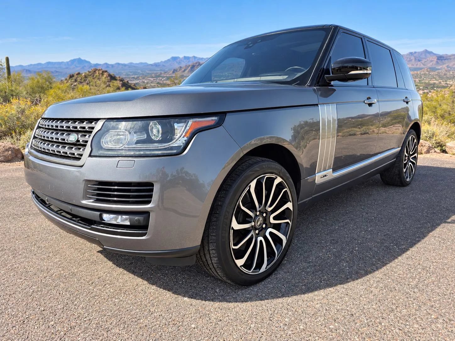 Used 2017 Land Rover Range Rover Long Wheelbase Supercharged AWD/4WD image 1