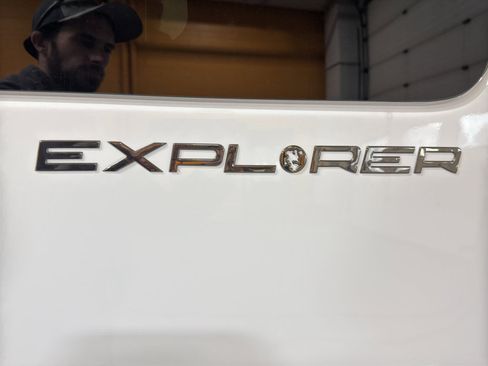 New 2025 GMC Savana 2500 Extended w/ Driver Convenience Package image 15