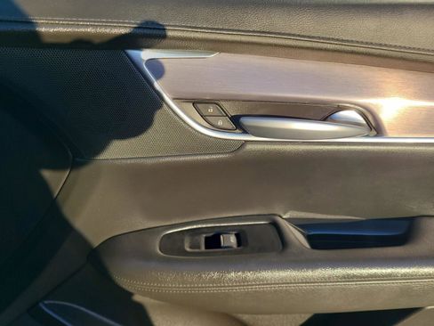 Used 2017 Cadillac XT5 Luxury w/ Driver Awareness Package image 23