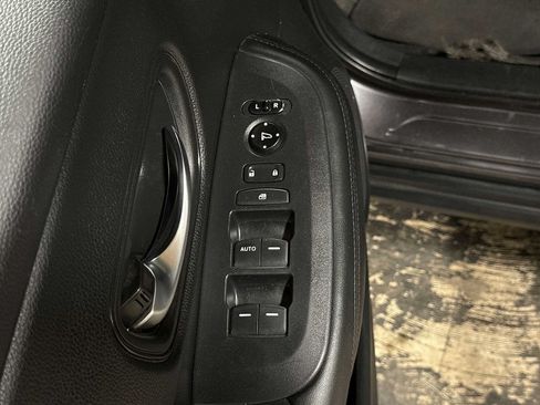 Used 2023 Honda HR-V LX image 22