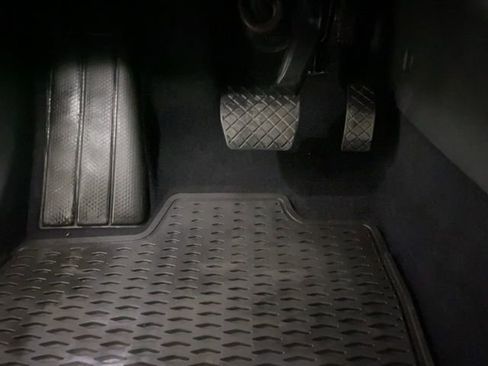 Used 2022 Volkswagen ID.4 Pro S RWD image 38