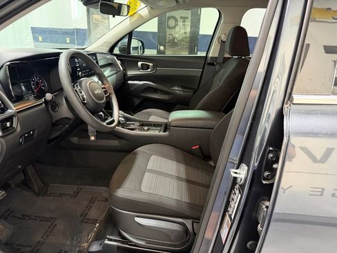 Used 2022 Kia Sorento LX FWD image 28