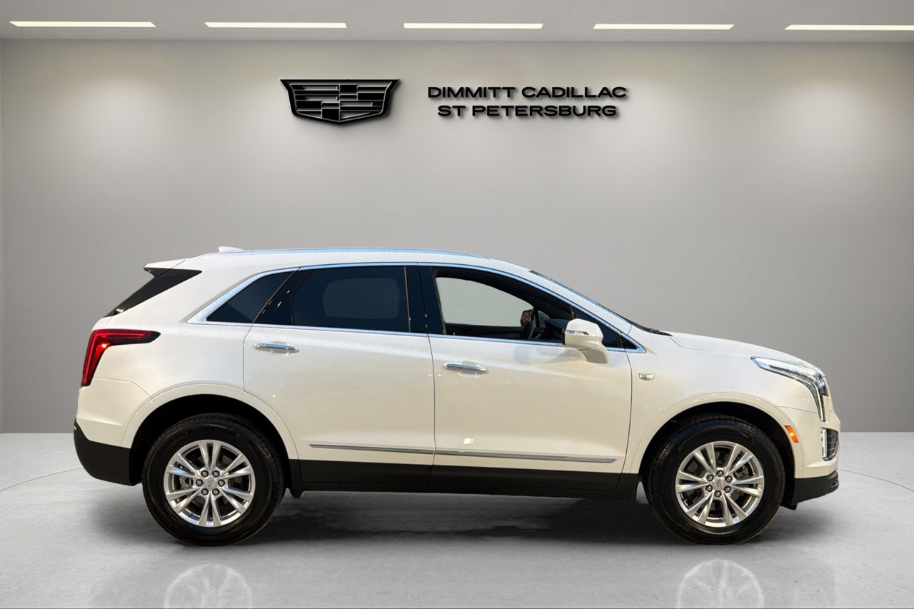 Certified 2025 Cadillac XT5 Luxury FWD image 6
