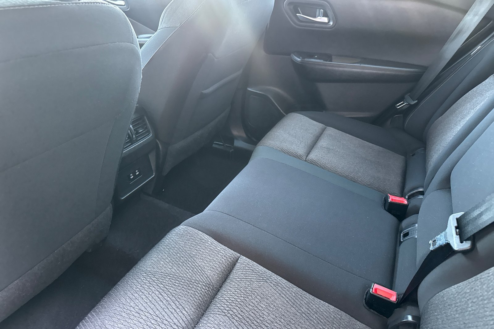 Certified 2025 Nissan Rogue SV AWD/4WD image 15