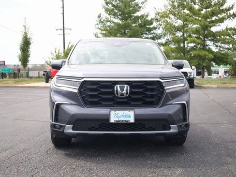 New 2025 Honda Pilot EX-L image 3