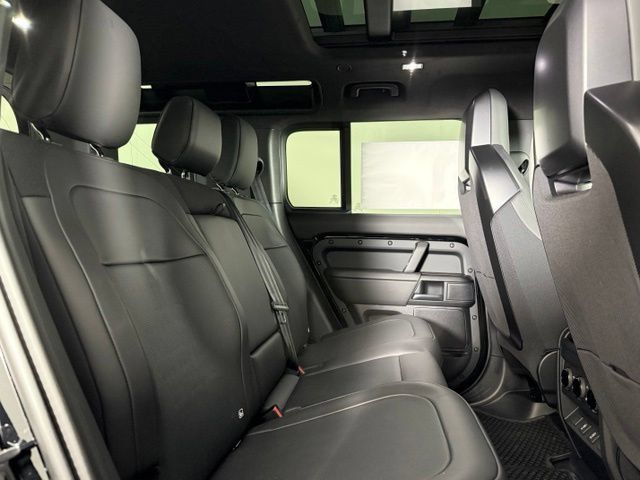 New 2026 Land Rover Defender 110 OCTA AWD/4WD image 29