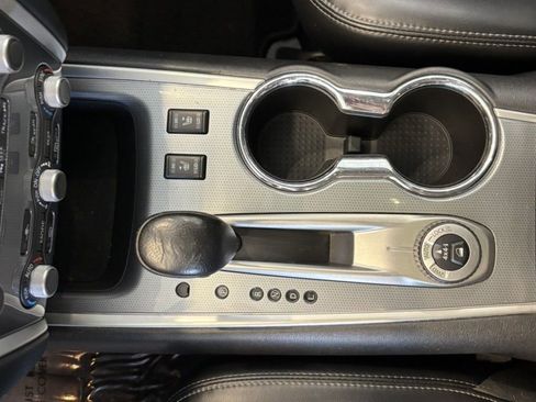 Used 2020 Nissan Pathfinder SL AWD/4WD image 19