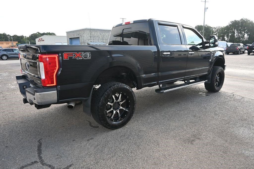 Used 2017 Ford F350 Lariat AWD/4WD image 47
