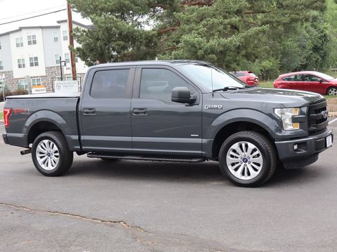 Used 2016 Ford F150 XL w/ Equipment Group 101A Mid AWD/4WD image 2