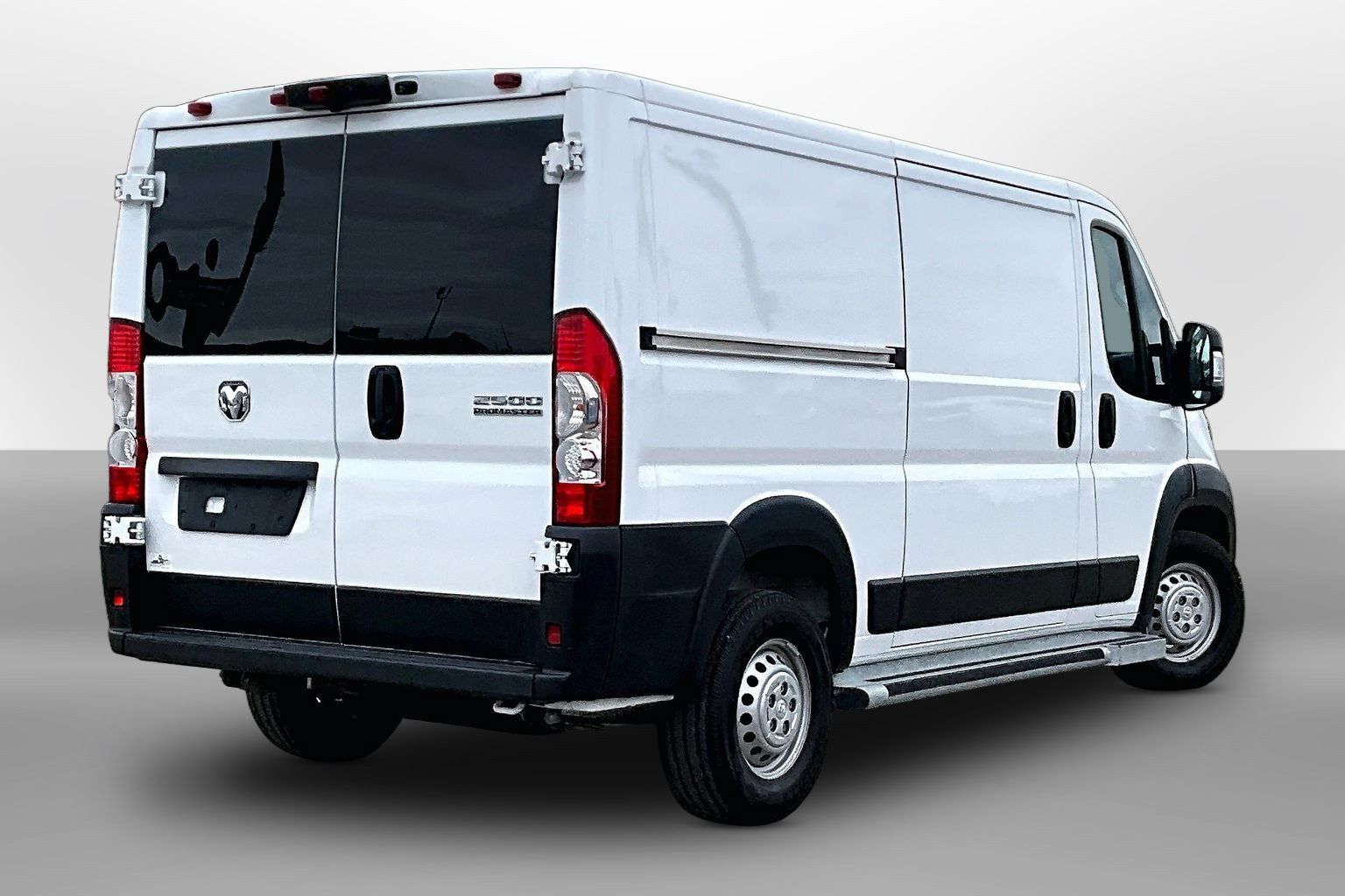Used 2025 RAM ProMaster 2500 w/ U-Haul Equipment Group FWD image 8