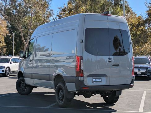 New 2025 Mercedes-Benz Sprinter 2500 image 2