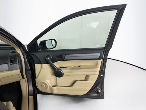 Used 2011 Honda CR-V LX image 28